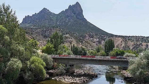 Türkiye'nin en sıcak yeri seçilen ilçe... Sıcaklık 43 dereceyi buldu