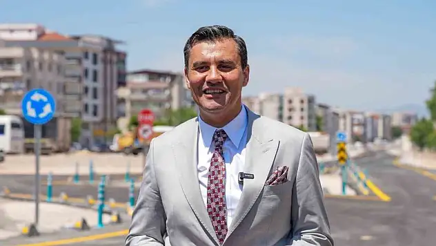 Elektrik akımına kapılan Manisa Büyükşehir Belediye Başkanı Zeyrek, hastaneye kaldırıldı