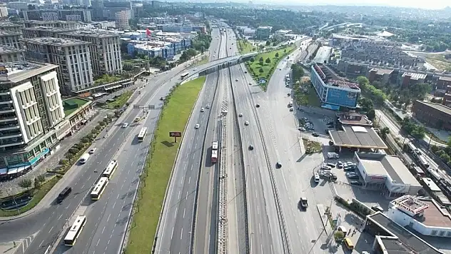 Bayramın ikinci gününde yollar boş kaldı