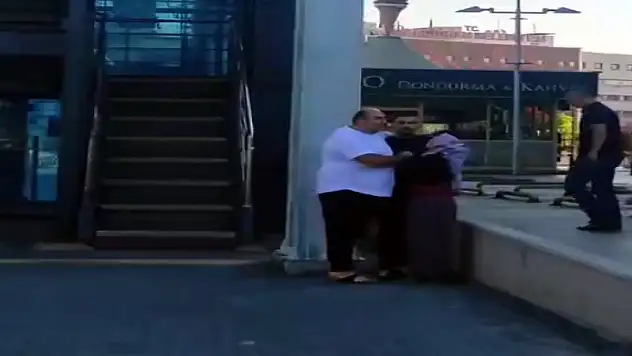 Baba- oğul, sürücüyü darbetti