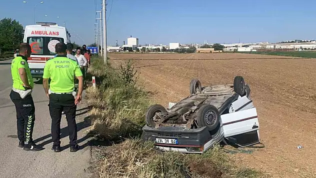 Karaman'da kontrolden çıkan otomobil devrildi