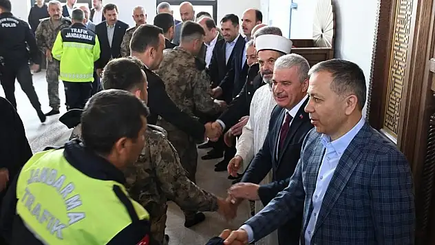 Bakan Ali Yerlikaya, baba ocağı Konya'da bayramlaştı