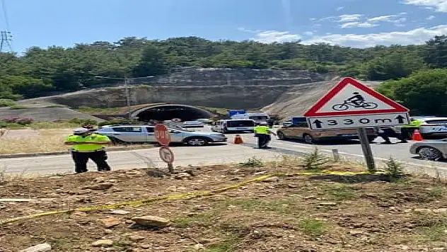 Antalya yolunda feci kaza: 2 ölü, 4 yaralı