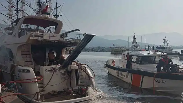 Lüks yat alev alev yandı