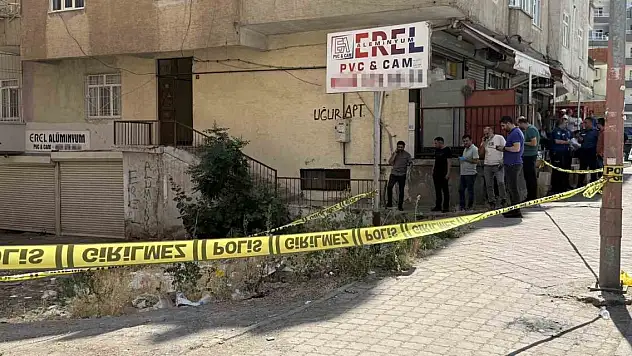 Maaşını alamayan çalışan, eczacıyı öldürdü