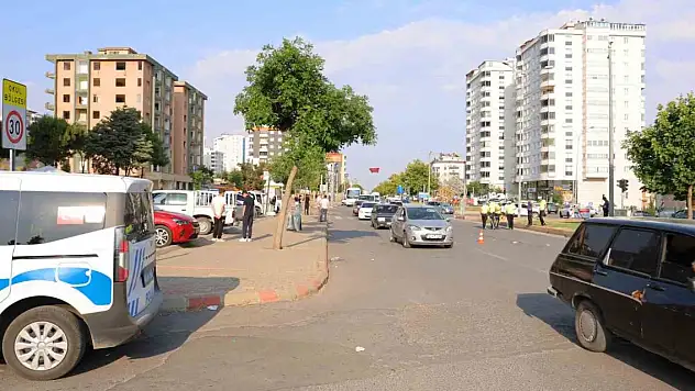 Otomobilin çarptığı 42 yaşındaki kadın hayatını kaybetti