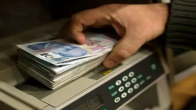 En düşük emekli aylığına düzenlemede son dakika gelişmesi... Tarih verildi