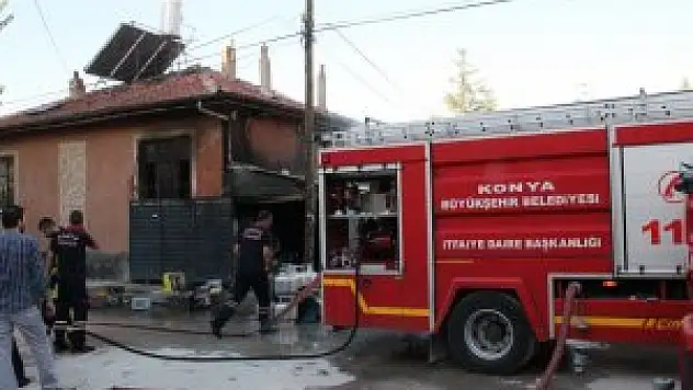 Konya'da boş evde yangın