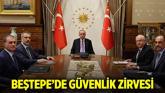 Cumhurbaşkanı Erdoğan başkanlığında güvenlik zirvesi