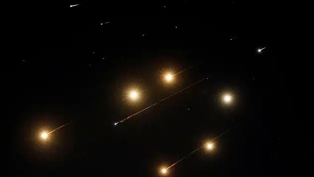 İran'dan İsrail'e yeni füze saldırıları başlatıldı