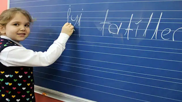 Yaz tatili başlıyor... Okullarda son ders zili çalacak!