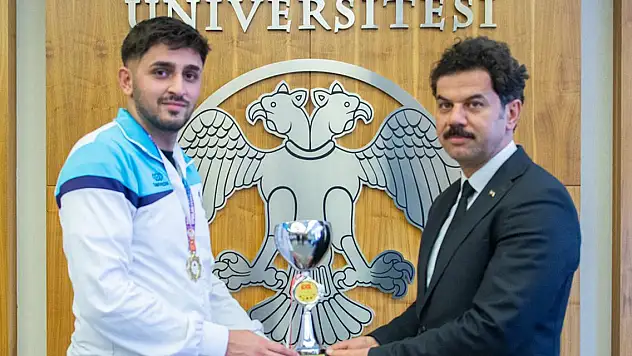 Türkiye'yi İtalya'da temsil edecek şampiyonlardan, Yılmaz'a ziyaret