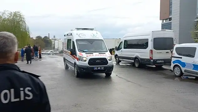 Otomobilin çarptığı 14 yaşındaki çocuk hayatını kaybetti