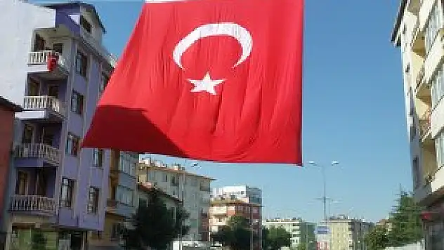 En büyük bayrak, Yavuz'dan