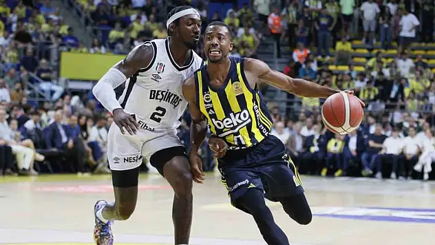 Fenerbahçe, final serisinde 2-0 öne geçti