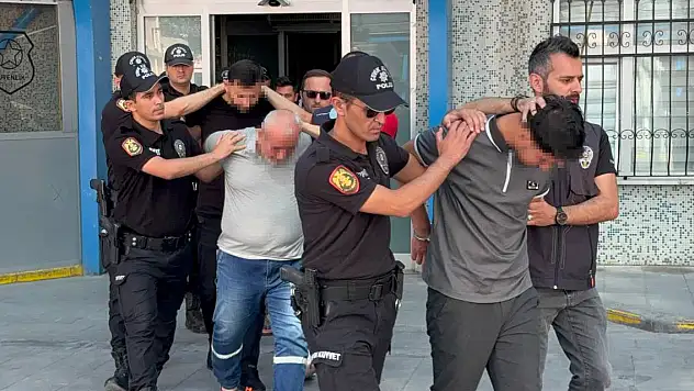 Konya merkezli 4 ilde dolandırıcılık operasyonu... Çok sayıda gözaltı var