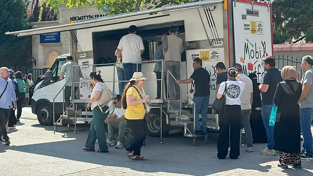 Konya Büyükşehir, ailelerin YKS heyecanına ortak oldu