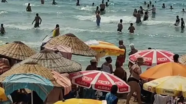 Denize giren 2 kişi boğuldu