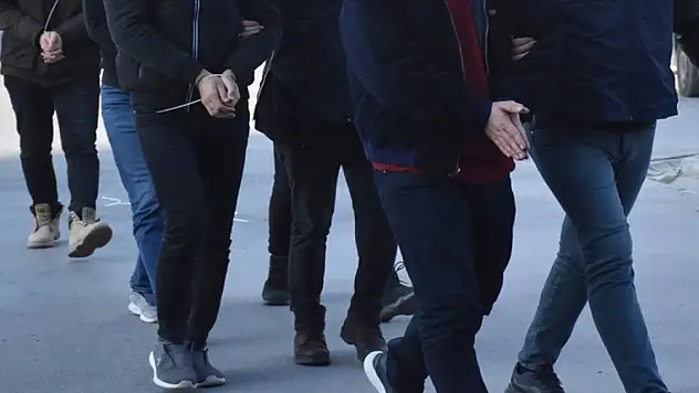 FETÖ'nün 'kamu mahrem yapılanması'na yönelik soruşturmada 19 gözaltı kararı