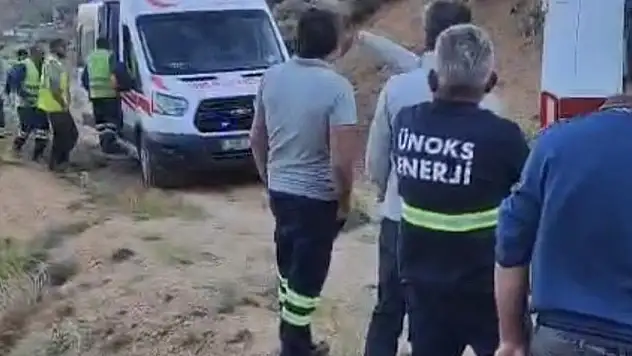 Kamyonet uçuruma yuvarlandı: 2 ağır yaralı