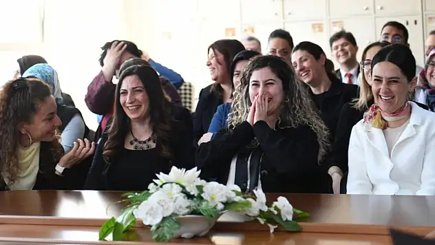 Öğretmenlerin il içi mazerete bağlı yer değiştirme başvuruları duyurusu yayımlandı