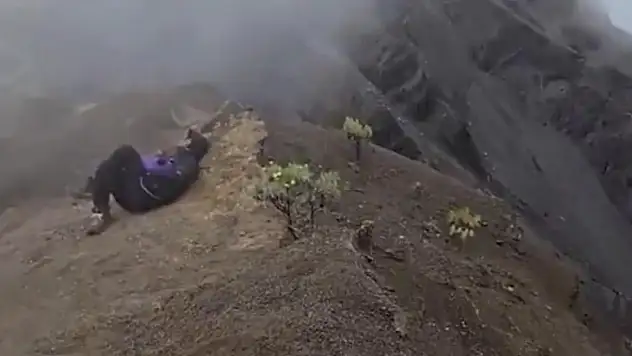 Yanardağdan düşen ve 4 gün mahsur kalan dağcı ölü bulundu