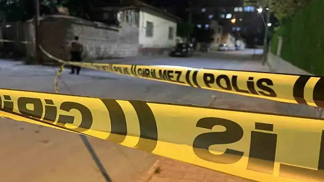 Konya'da tartışıp kovaladığı kişiyi bıçaklayıp kaçtı