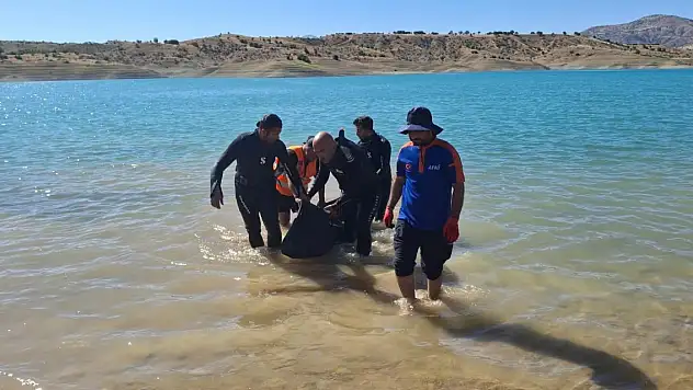 Soğuması için bıraktığı karpuzu alırken düştüğü barajda boğuldu