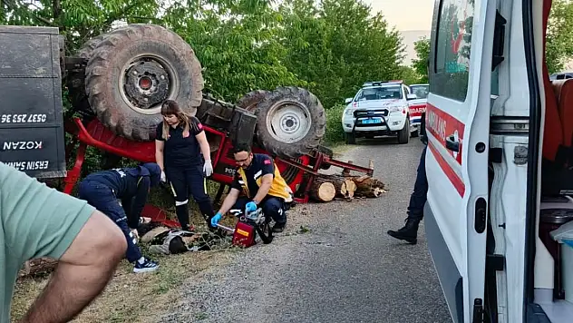 Traktör devrildi 1 ölü