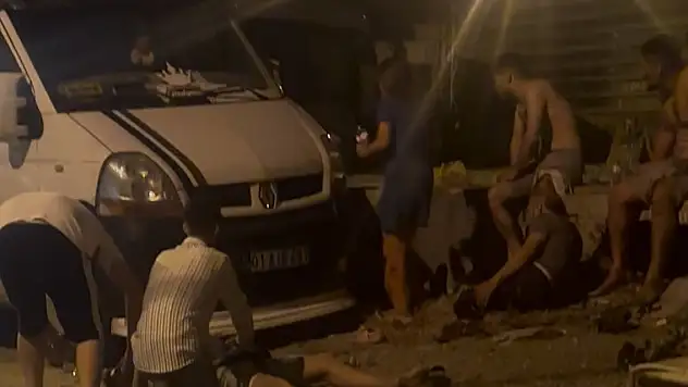 Sokakta silahlı kavga 1 ölü, 4 yaralı