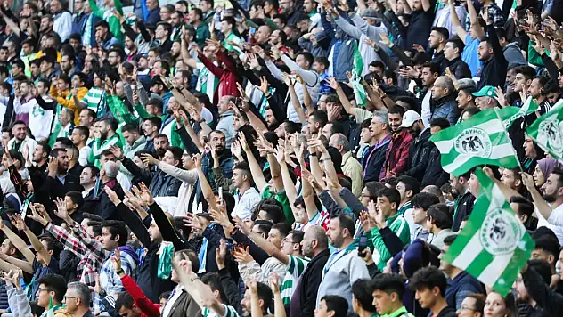 Konyaspor taraftarı yukarıya tırmandı!