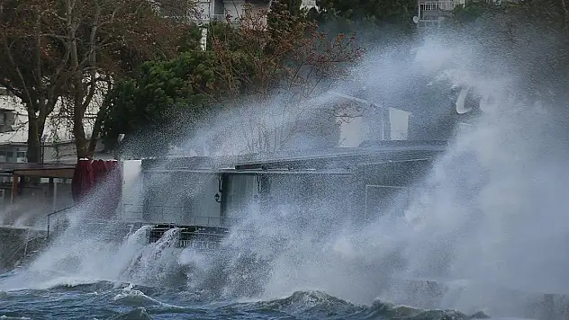 Meteoroloji'den 2 bölgeye son dakika uyarısı! Vatandaşlara peş peşe çağrı