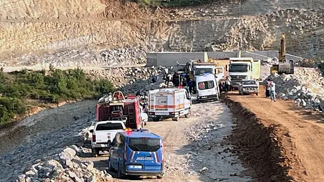 Baraj göleti inşaatında göçük altında kalan işçi öldü