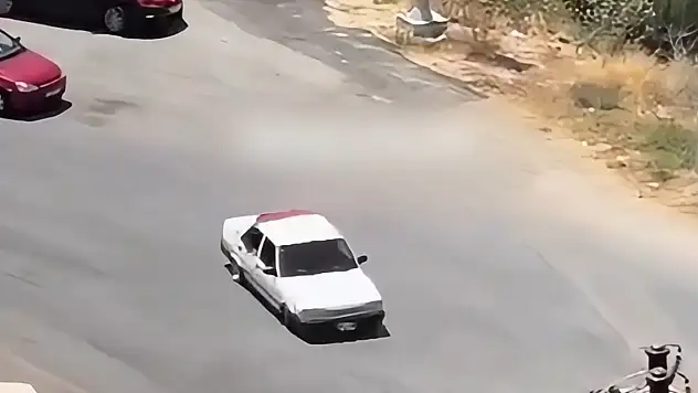 Trafiği kapatıp drift atan sürücülere 52 bin TL ceza