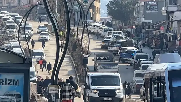 Hakkari'de 4.4 büyüklüğünde deprem meydana geldi