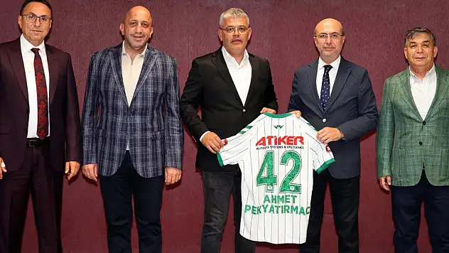 Konyaspor'dan Başkan Pekyatırmacı'ya ziyaret
