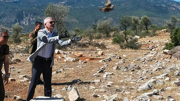 Karaman'da doğaya keklik salındı