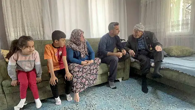 Kore gazisi torununun, torununu gördü