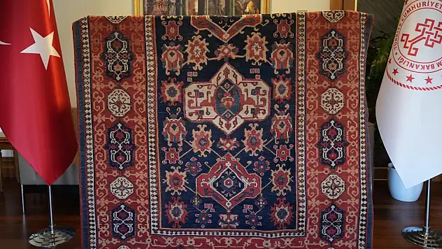 5 asırlık Uşak halısı, 30 yıl sonra iade edildi