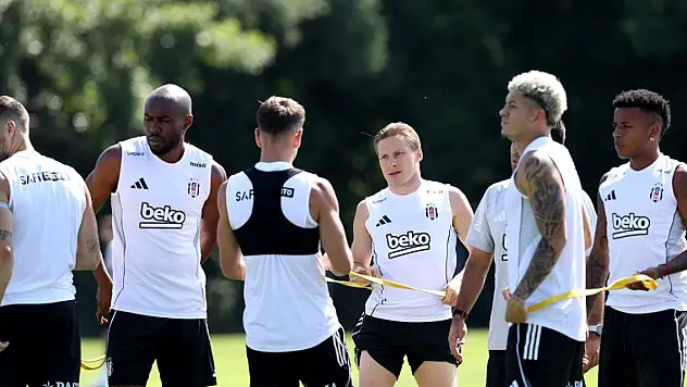 Beşiktaş'ta yeni sezon hazırlıkları devam etti