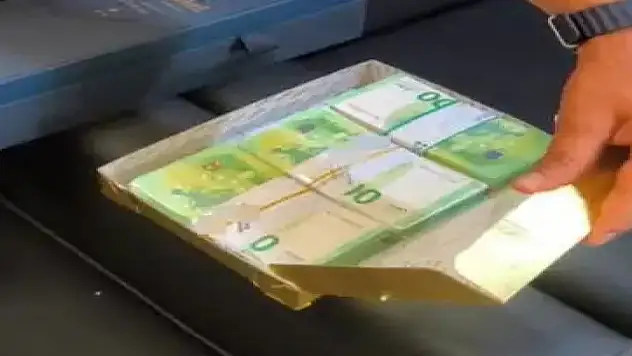 Baklava kutusundan rüşvet çıkmıştı! Şüpheliler hakkında mahkemeden karar!