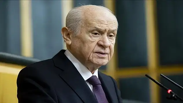 Devlet Bahçeli: Hayırdır Özgür Bey darbe mi düşünüyorsun?