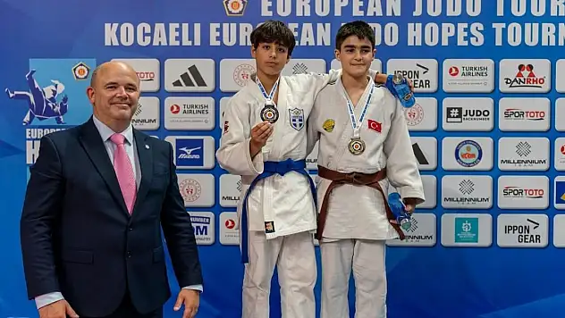 Konya Büyükşehir Belediyespor'dan judoda tarihi başarı