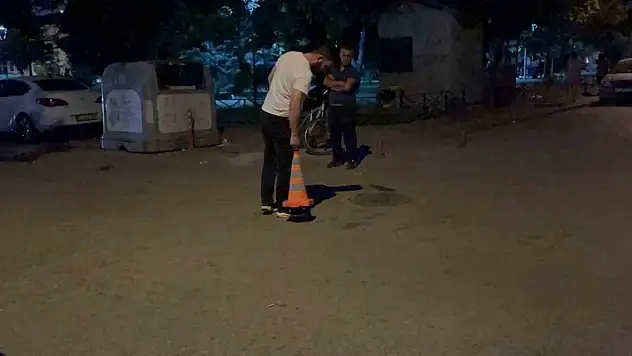 Kız arkadaşıyla yürürken kar maskeli şahıs tarafından bacağından vuruldu