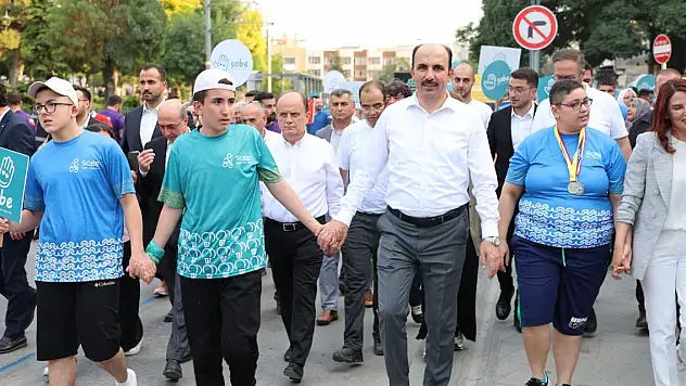 Konya'da SOBE Otizm Spor Oyunları, kortej yürüyüşüyle başladı