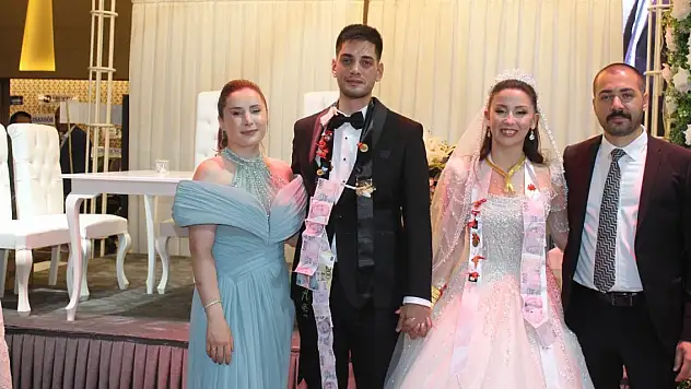 M.Akif ve Özlem mutluluğa 'Evet' dedi