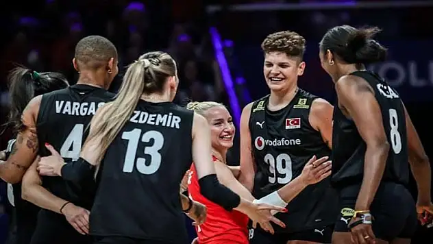 A Milli Kadın Voleybol Takımı, Çekya'ya mağlup oldu