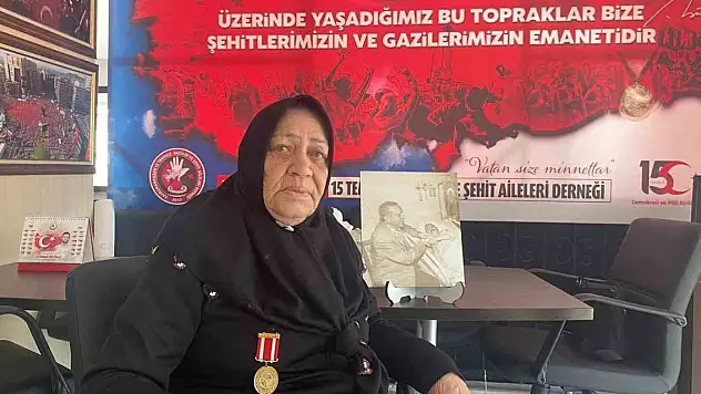 15 Temmuz Gazisi Mustafa Zorova'nın eşi: '15 Temmuz da aynı Çanakkale gibi oldu'