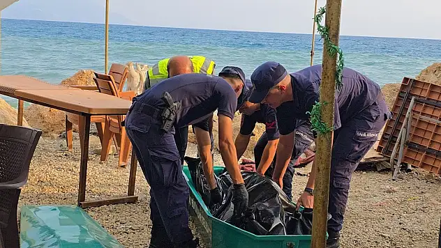 Denizde dalgalara kapılarak boğuldu