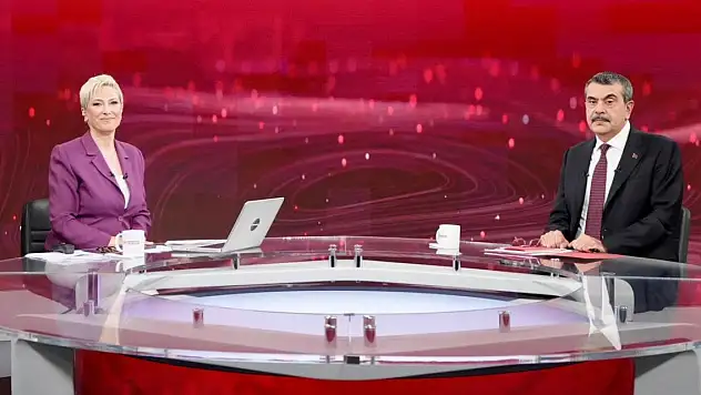 Bakan Tekin: 719 öğrencimizin tüm soruları doğru yanıtlaması sağlıklı bir durum